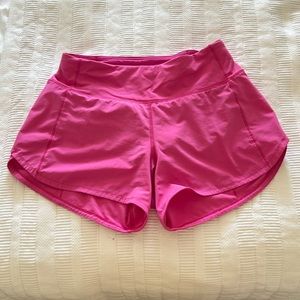 Lululemon speed up mid rise short.